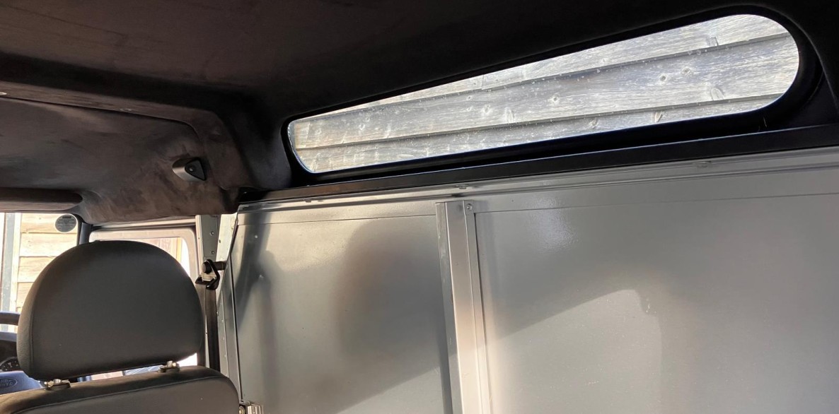 PHOTO 2025 10 23 11 02 07 12